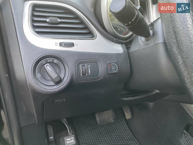 Чорний Додж Джорні, об'ємом двигуна 2.36 л та пробігом 172 тис. км за 10700 $, фото 20 на Automoto.ua