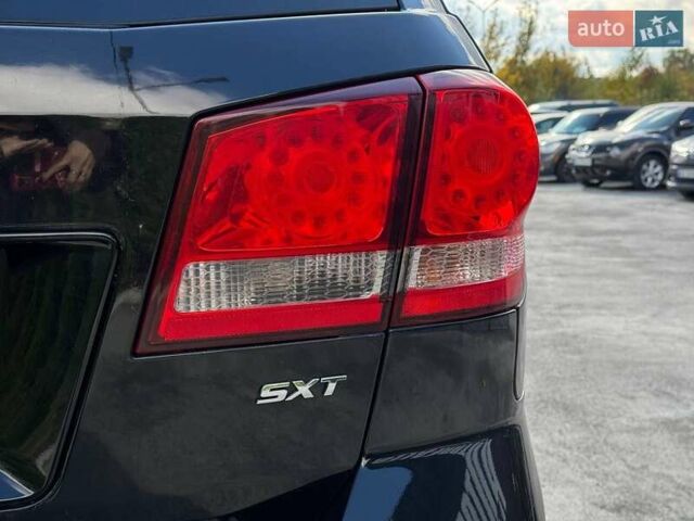 Чорний Додж Джорні, об'ємом двигуна 3.61 л та пробігом 227 тис. км за 10500 $, фото 8 на Automoto.ua