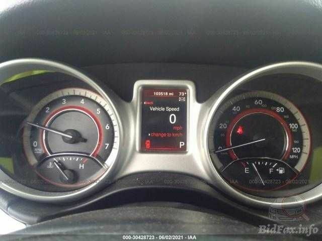 Черный Додж Джорни, объемом двигателя 3.6 л и пробегом 228 тыс. км за 13500 $, фото 4 на Automoto.ua