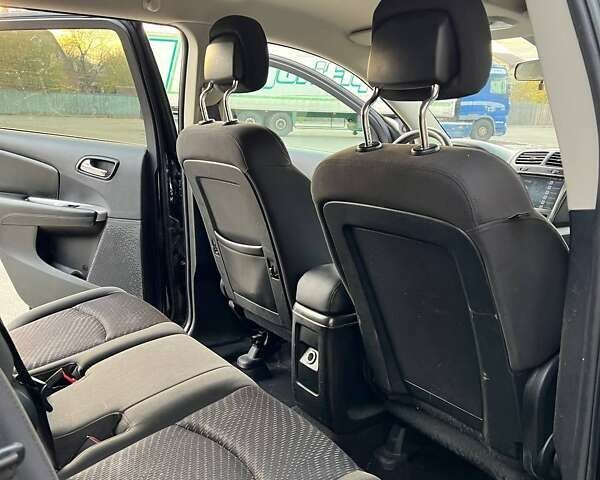 Черный Додж Джорни, объемом двигателя 3.6 л и пробегом 206 тыс. км за 13800 $, фото 8 на Automoto.ua