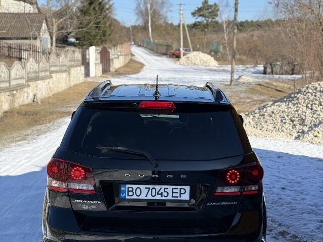 Черный Додж Джорни, объемом двигателя 2.4 л и пробегом 142 тыс. км за 11200 $, фото 3 на Automoto.ua