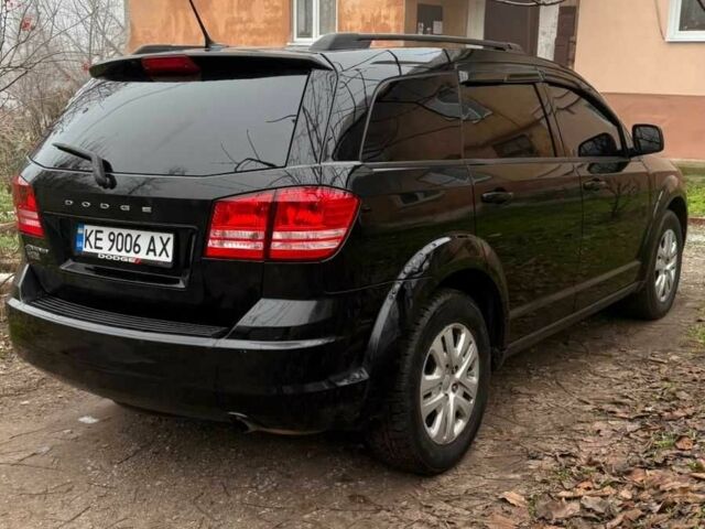 Черный Додж Джорни, объемом двигателя 2.4 л и пробегом 186 тыс. км за 13400 $, фото 3 на Automoto.ua