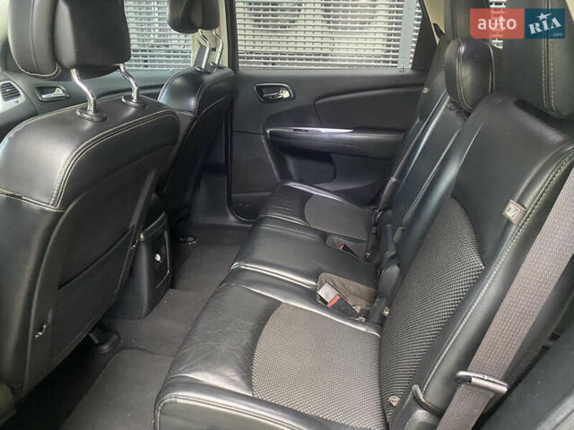 Черный Додж Джорни, объемом двигателя 3.6 л и пробегом 161 тыс. км за 14950 $, фото 13 на Automoto.ua