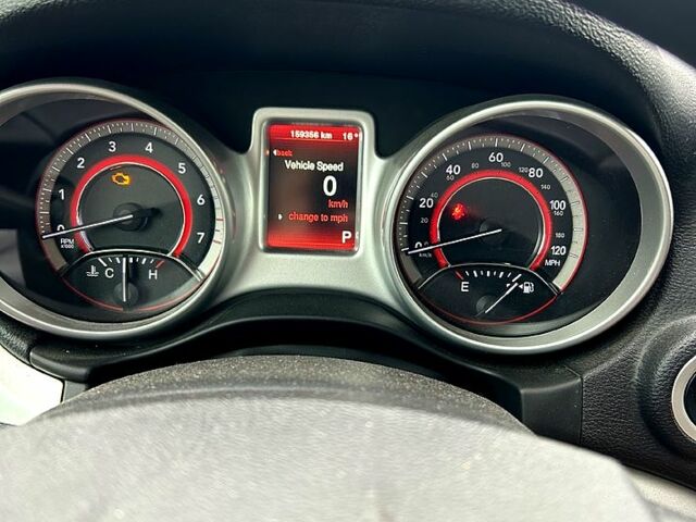 Черный Додж Джорни, объемом двигателя 2.4 л и пробегом 160 тыс. км за 11000 $, фото 8 на Automoto.ua