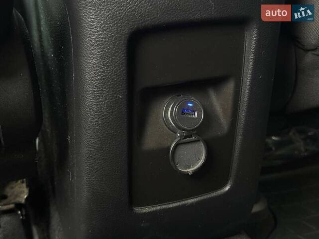 Чорний Додж Джорні, об'ємом двигуна 2.4 л та пробігом 130 тис. км за 11500 $, фото 50 на Automoto.ua
