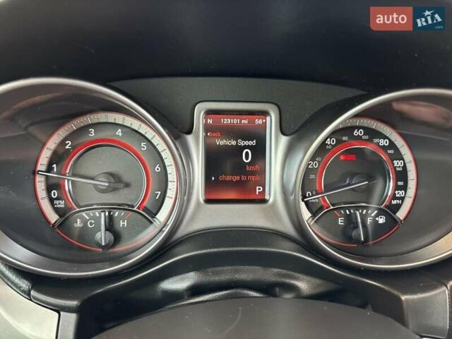 Черный Додж Джорни, объемом двигателя 2.36 л и пробегом 197 тыс. км за 13500 $, фото 16 на Automoto.ua