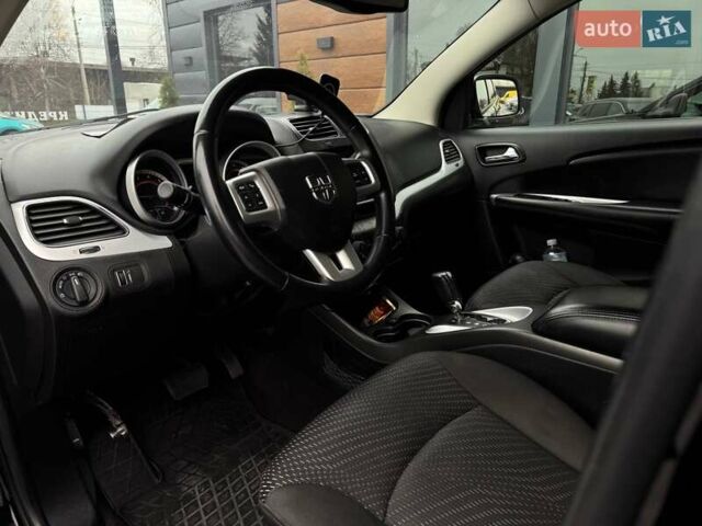 Чорний Додж Джорні, об'ємом двигуна 2.4 л та пробігом 130 тис. км за 11500 $, фото 30 на Automoto.ua