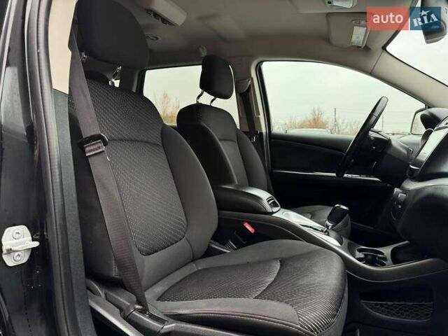 Чорний Додж Джорні, об'ємом двигуна 2.4 л та пробігом 130 тис. км за 11500 $, фото 66 на Automoto.ua