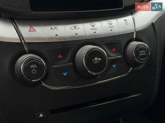 Чорний Додж Джорні, об'ємом двигуна 2.4 л та пробігом 130 тис. км за 11500 $, фото 39 на Automoto.ua
