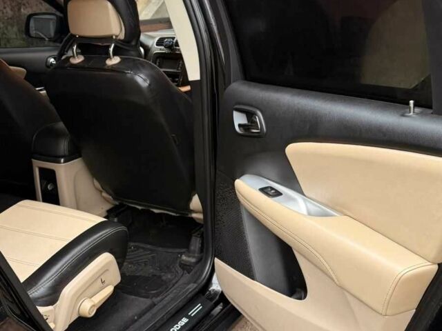 Черный Додж Джорни, объемом двигателя 2.4 л и пробегом 186 тыс. км за 13400 $, фото 10 на Automoto.ua