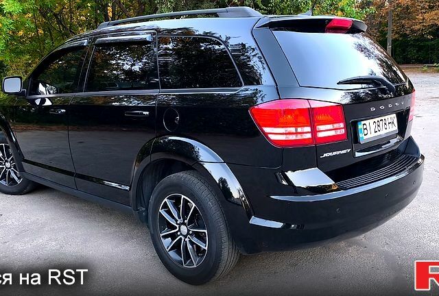 Черный Додж Джорни, объемом двигателя 2.4 л и пробегом 153 тыс. км за 11900 $, фото 4 на Automoto.ua