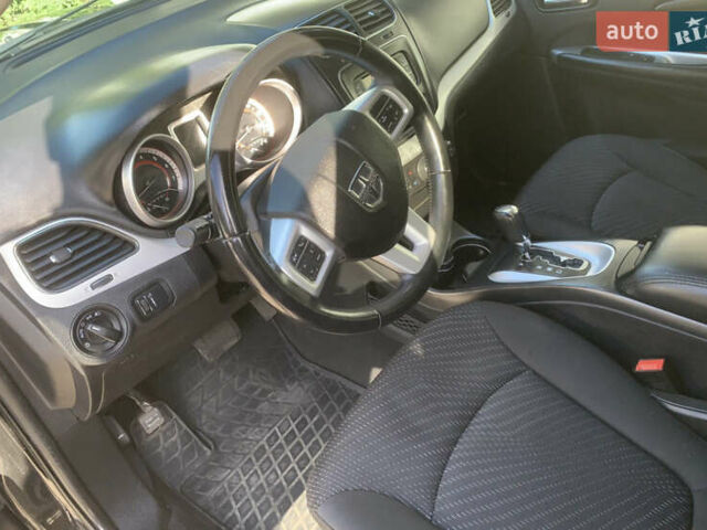Додж Джорни 2017 в Белой Церкве на Automoto.ua Черный Додж Джорни, объемом двигателя 2.36 л и пробегом 205 тыс. км за 11500 $, фото 14 на Automoto.ua