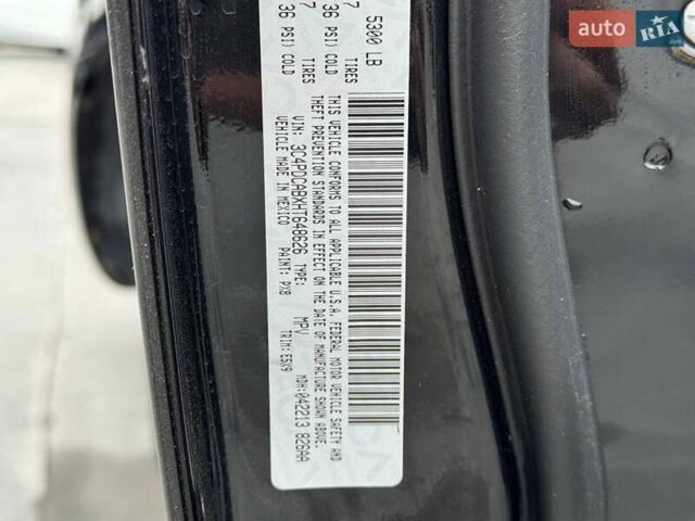 Чорний Додж Джорні, об'ємом двигуна 2.4 л та пробігом 130 тис. км за 11500 $, фото 4 на Automoto.ua