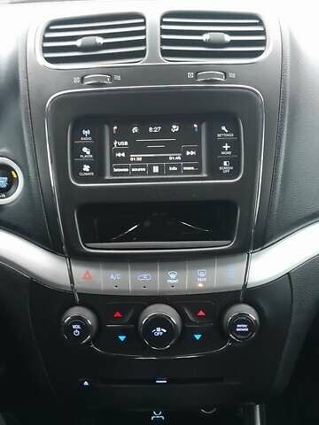 Черный Додж Джорни, объемом двигателя 2.36 л и пробегом 116 тыс. км за 14000 $, фото 4 на Automoto.ua