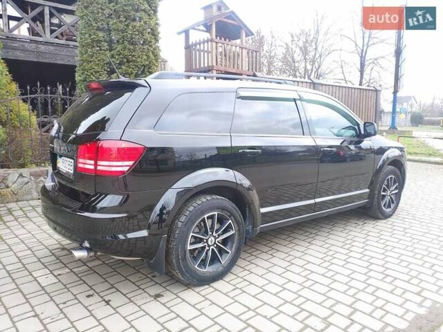 Черный Додж Джорни, объемом двигателя 2.36 л и пробегом 69 тыс. км за 12700 $, фото 3 на Automoto.ua