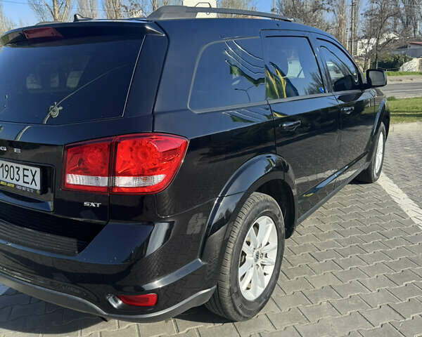 Черный Додж Джорни, объемом двигателя 2.36 л и пробегом 118 тыс. км за 13000 $, фото 5 на Automoto.ua