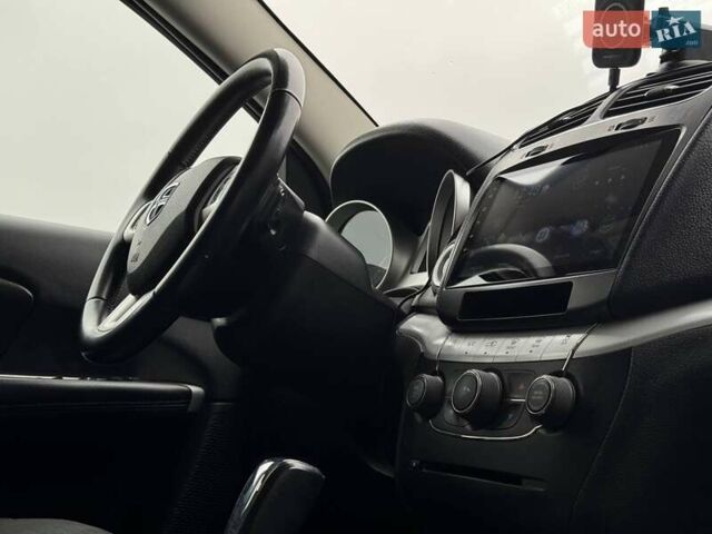 Чорний Додж Джорні, об'ємом двигуна 2.4 л та пробігом 130 тис. км за 11500 $, фото 71 на Automoto.ua