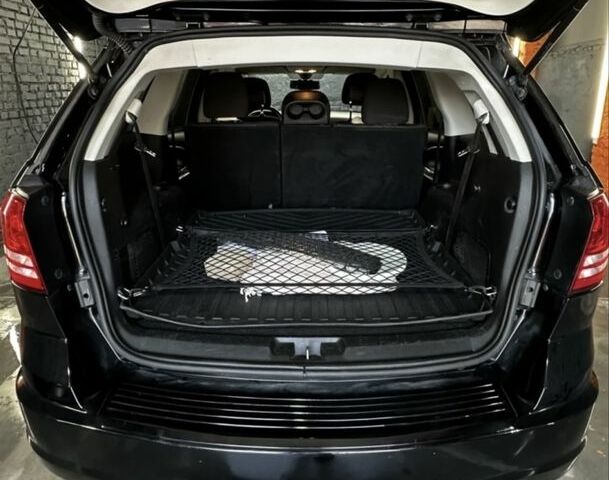 Черный Додж Джорни, объемом двигателя 2.4 л и пробегом 130 тыс. км за 12000 $, фото 4 на Automoto.ua