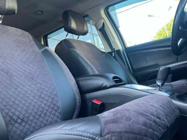 Черный Додж Джорни, объемом двигателя 0 л и пробегом 69 тыс. км за 12700 $, фото 10 на Automoto.ua