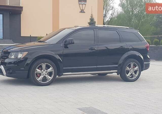 Черный Додж Джорни, объемом двигателя 3.6 л и пробегом 223 тыс. км за 16500 $, фото 4 на Automoto.ua