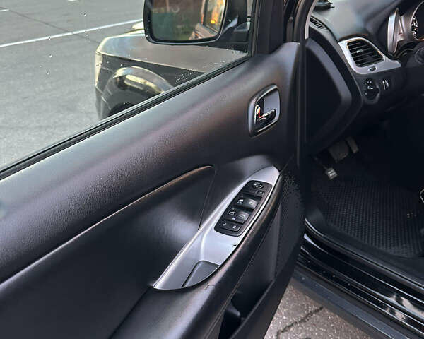 Черный Додж Джорни, объемом двигателя 2.36 л и пробегом 280 тыс. км за 11950 $, фото 21 на Automoto.ua