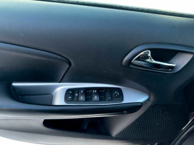 Черный Додж Джорни, объемом двигателя 2.4 л и пробегом 180 тыс. км за 12000 $, фото 10 на Automoto.ua