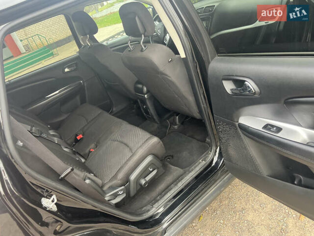 Черный Додж Джорни, объемом двигателя 2.36 л и пробегом 188 тыс. км за 10000 $, фото 15 на Automoto.ua