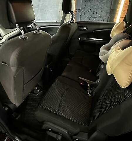 Черный Додж Джорни, объемом двигателя 2.36 л и пробегом 114 тыс. км за 13000 $, фото 15 на Automoto.ua
