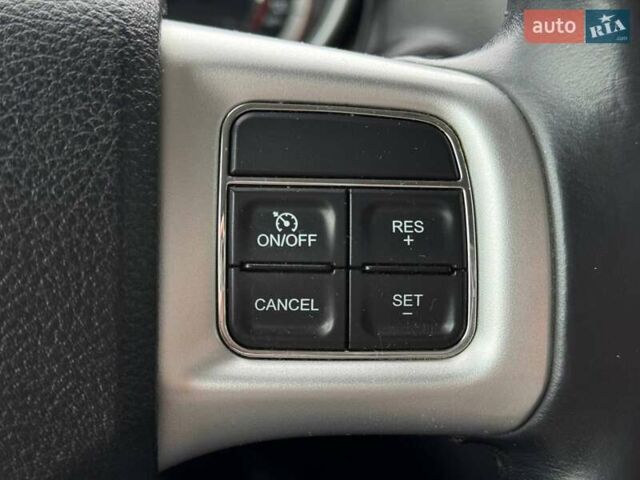 Чорний Додж Джорні, об'ємом двигуна 2.4 л та пробігом 130 тис. км за 11500 $, фото 34 на Automoto.ua