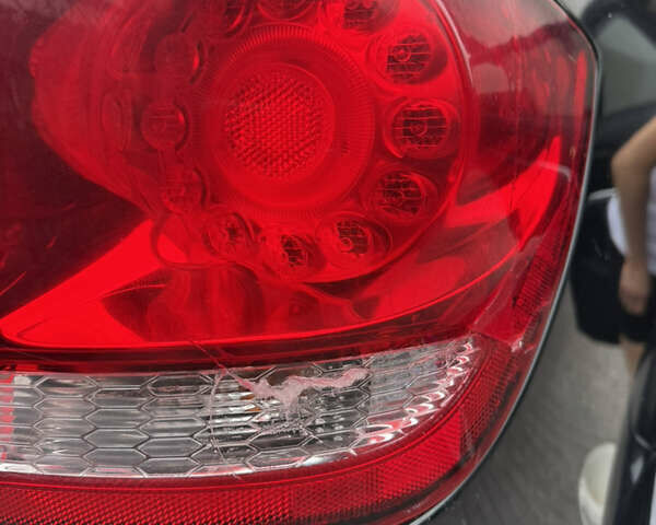 Черный Додж Джорни, объемом двигателя 3.6 л и пробегом 101 тыс. км за 12000 $, фото 16 на Automoto.ua