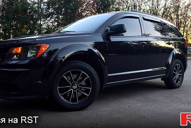 Черный Додж Джорни, объемом двигателя 2.4 л и пробегом 153 тыс. км за 11900 $, фото 7 на Automoto.ua