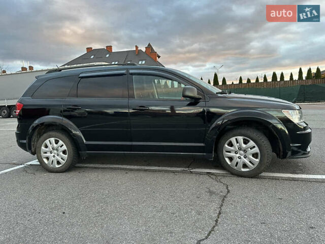 Черный Додж Джорни, объемом двигателя 2.36 л и пробегом 280 тыс. км за 11950 $, фото 3 на Automoto.ua
