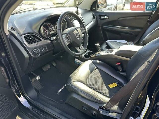 Черный Додж Джорни, объемом двигателя 2.36 л и пробегом 197 тыс. км за 13500 $, фото 15 на Automoto.ua
