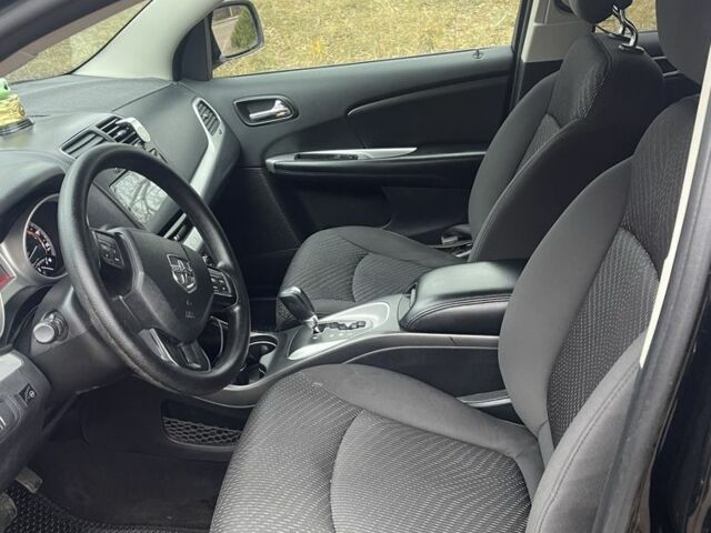 Чорний Додж Джорні, об'ємом двигуна 3.6 л та пробігом 160 тис. км за 10800 $, фото 4 на Automoto.ua