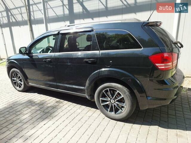 Чорний Додж Джорні, об'ємом двигуна 2.4 л та пробігом 102 тис. км за 12500 $, фото 6 на Automoto.ua