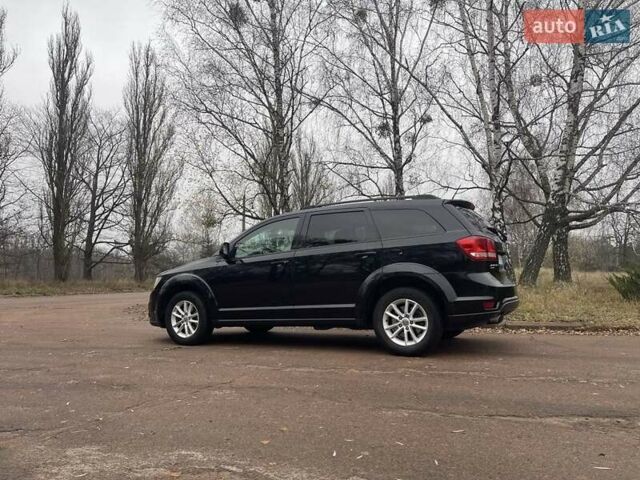 Чорний Додж Джорні, об'ємом двигуна 3.6 л та пробігом 160 тис. км за 10800 $, фото 2 на Automoto.ua