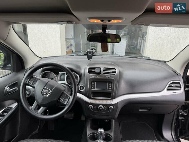 Черный Додж Джорни, объемом двигателя 3.6 л и пробегом 101 тыс. км за 12000 $, фото 8 на Automoto.ua