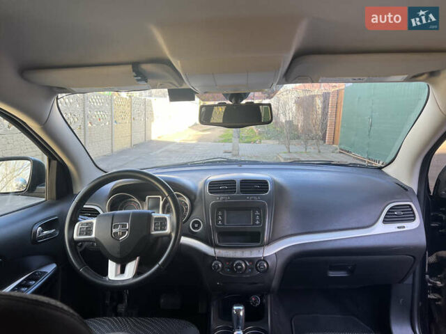 Черный Додж Джорни, объемом двигателя 2.36 л и пробегом 188 тыс. км за 10000 $, фото 1 на Automoto.ua