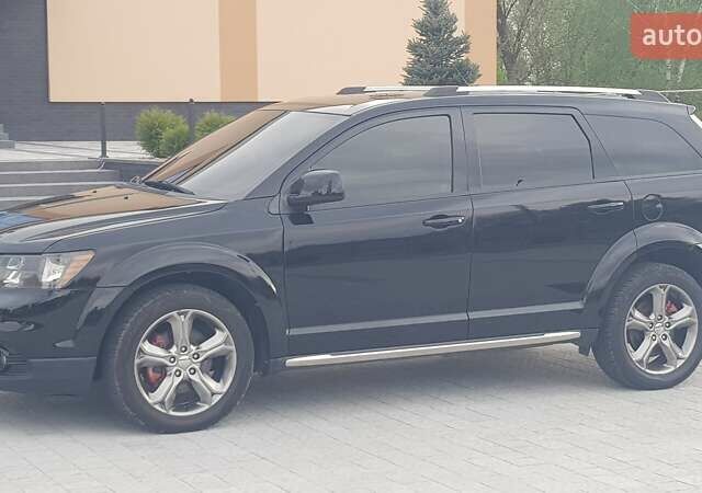 Черный Додж Джорни, объемом двигателя 3.6 л и пробегом 223 тыс. км за 16500 $, фото 2 на Automoto.ua