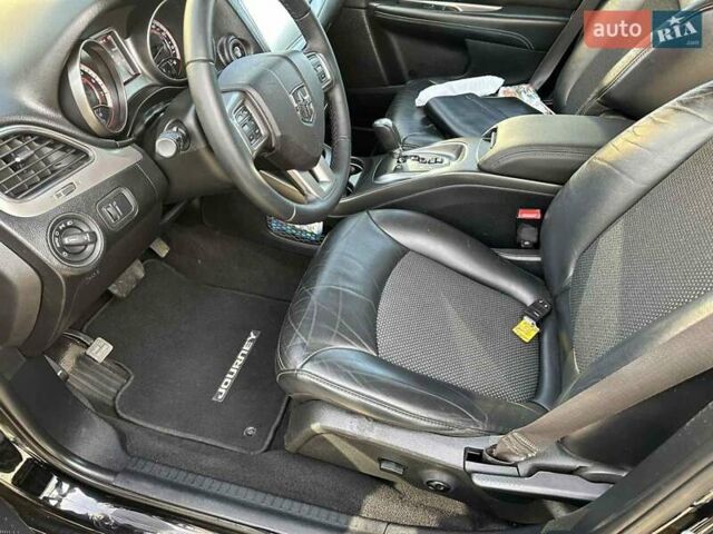 Черный Додж Джорни, объемом двигателя 2.36 л и пробегом 197 тыс. км за 13500 $, фото 21 на Automoto.ua