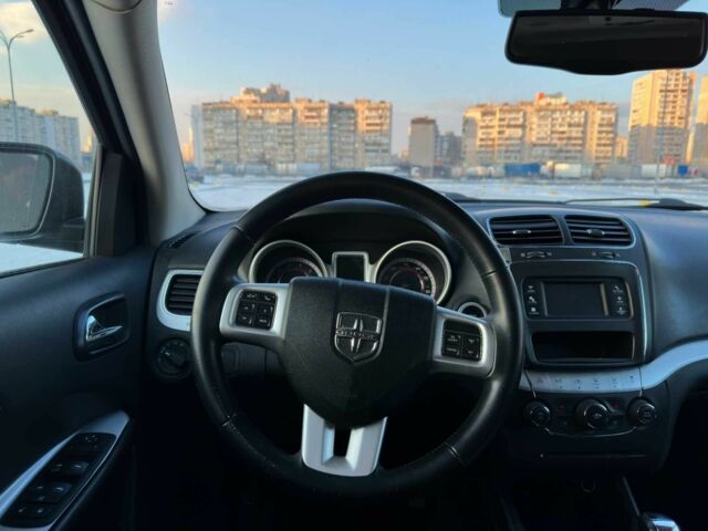 Черный Додж Джорни, объемом двигателя 2.4 л и пробегом 180 тыс. км за 12000 $, фото 12 на Automoto.ua