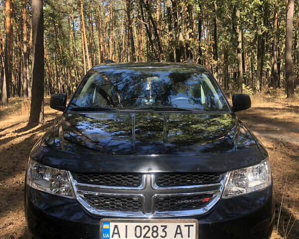 Чорний Додж Джорні, об'ємом двигуна 2.36 л та пробігом 213 тис. км за 10500 $, фото 2 на Automoto.ua