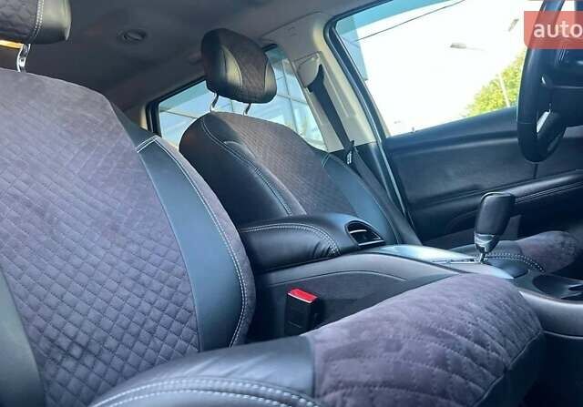 Черный Додж Джорни, объемом двигателя 2.36 л и пробегом 69 тыс. км за 12700 $, фото 10 на Automoto.ua