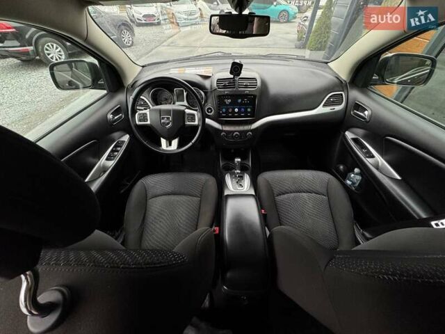 Чорний Додж Джорні, об'ємом двигуна 2.4 л та пробігом 130 тис. км за 11500 $, фото 53 на Automoto.ua