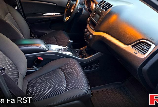 Черный Додж Джорни, объемом двигателя 2.4 л и пробегом 153 тыс. км за 11900 $, фото 10 на Automoto.ua