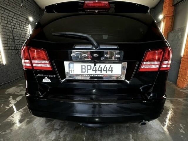 Черный Додж Джорни, объемом двигателя 2.4 л и пробегом 130 тыс. км за 12000 $, фото 11 на Automoto.ua