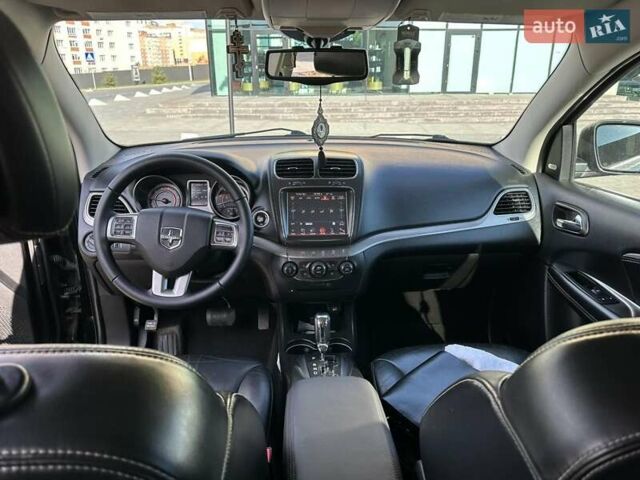 Черный Додж Джорни, объемом двигателя 2.36 л и пробегом 197 тыс. км за 13500 $, фото 18 на Automoto.ua