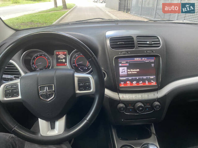 Черный Додж Джорни, объемом двигателя 3.6 л и пробегом 161 тыс. км за 14950 $, фото 11 на Automoto.ua