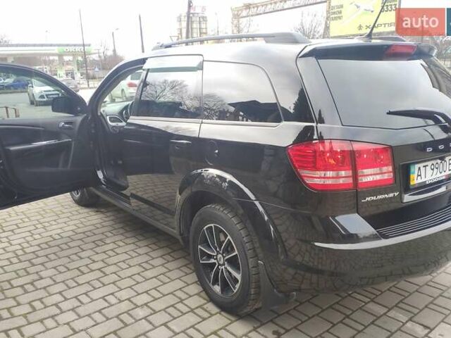 Черный Додж Джорни, объемом двигателя 2.36 л и пробегом 69 тыс. км за 12700 $, фото 7 на Automoto.ua