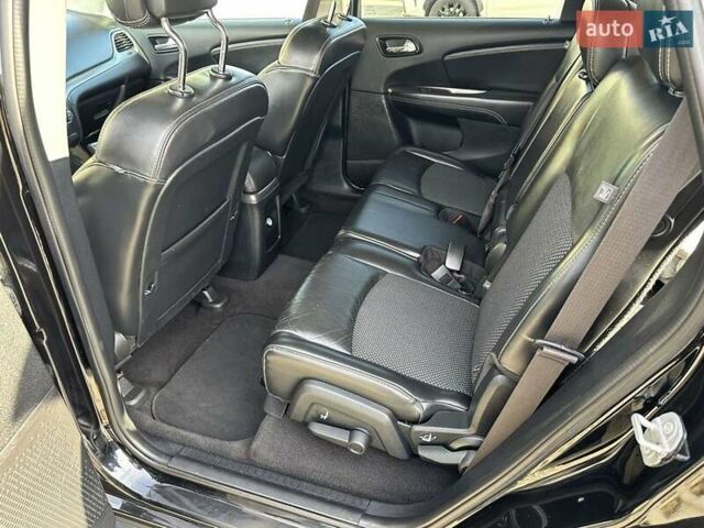 Черный Додж Джорни, объемом двигателя 2.36 л и пробегом 197 тыс. км за 13500 $, фото 22 на Automoto.ua